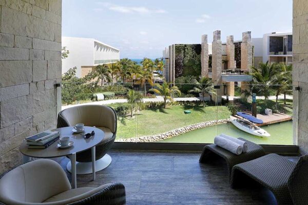 Grand-Palladium-Costa-Mujeres-junior-suite-garden-lagoon-suite