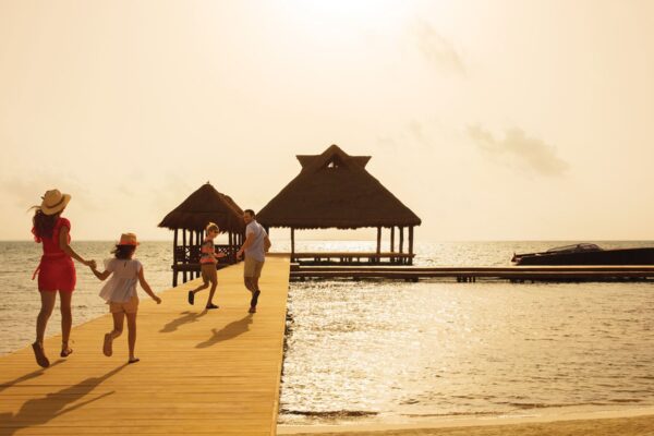 CUN-Dreams-Vista-Cancun-Grounds-001