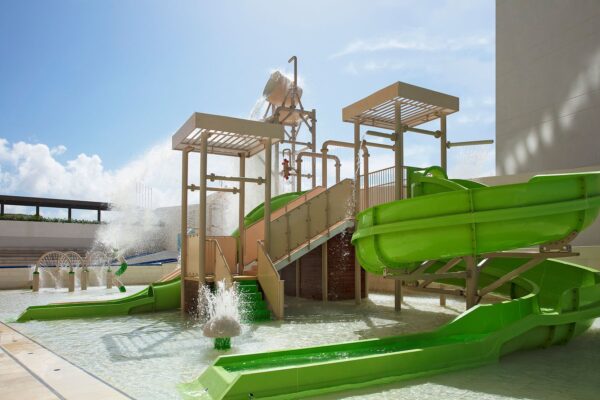 CUN-Dreams-Vista-Cancun-Kids-Splash-Park-003