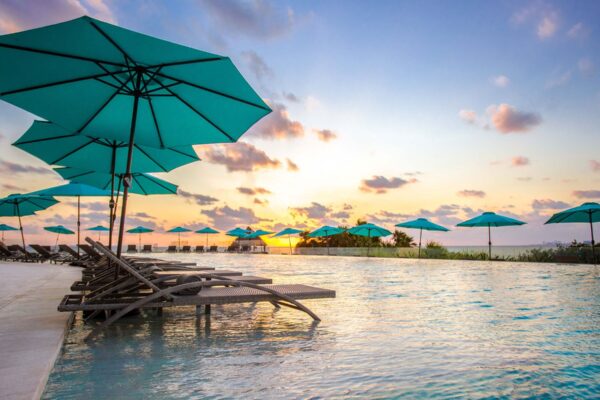 CUN-Dreams-Vista-Cancun-Main-Pool-001-Render